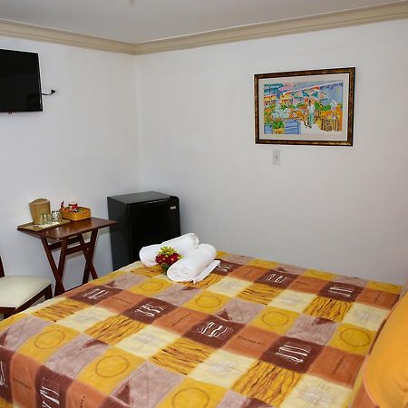Hotel Los Jardines Santiago De Los Caballeros Ngoại thất bức ảnh