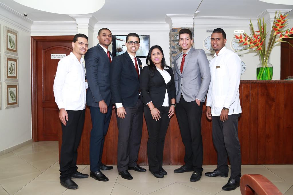 Hotel Los Jardines Santiago De Los Caballeros Ngoại thất bức ảnh