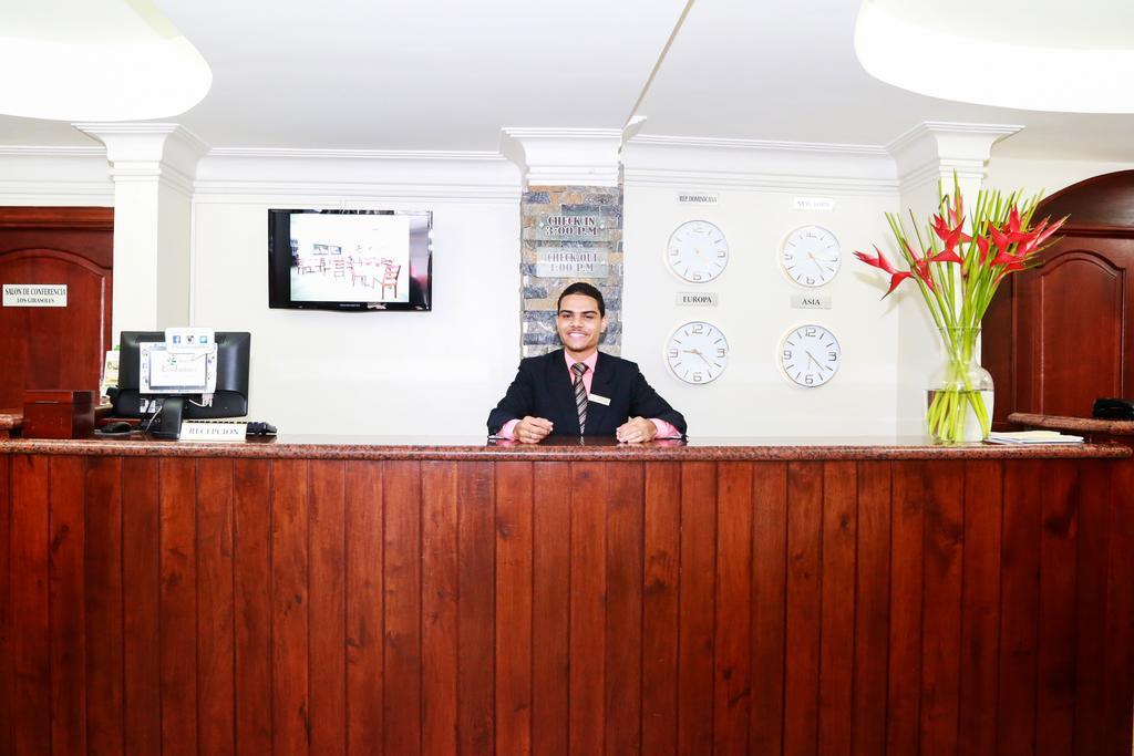 Hotel Los Jardines Santiago De Los Caballeros Ngoại thất bức ảnh