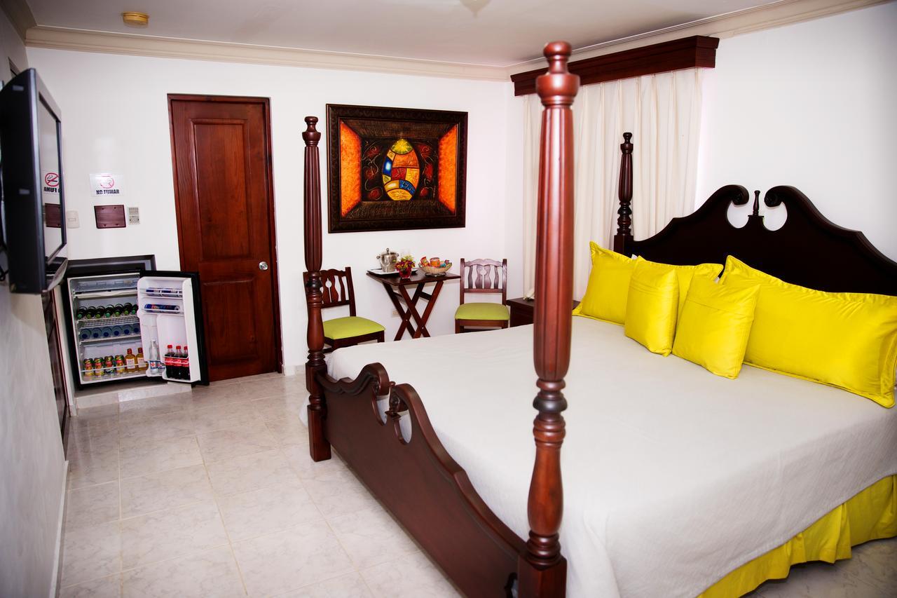Hotel Los Jardines Santiago De Los Caballeros Ngoại thất bức ảnh